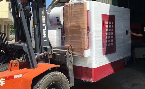 凱恩帝和發(fā)那科加工中心 凱恩帝和發(fā)那科加工中心